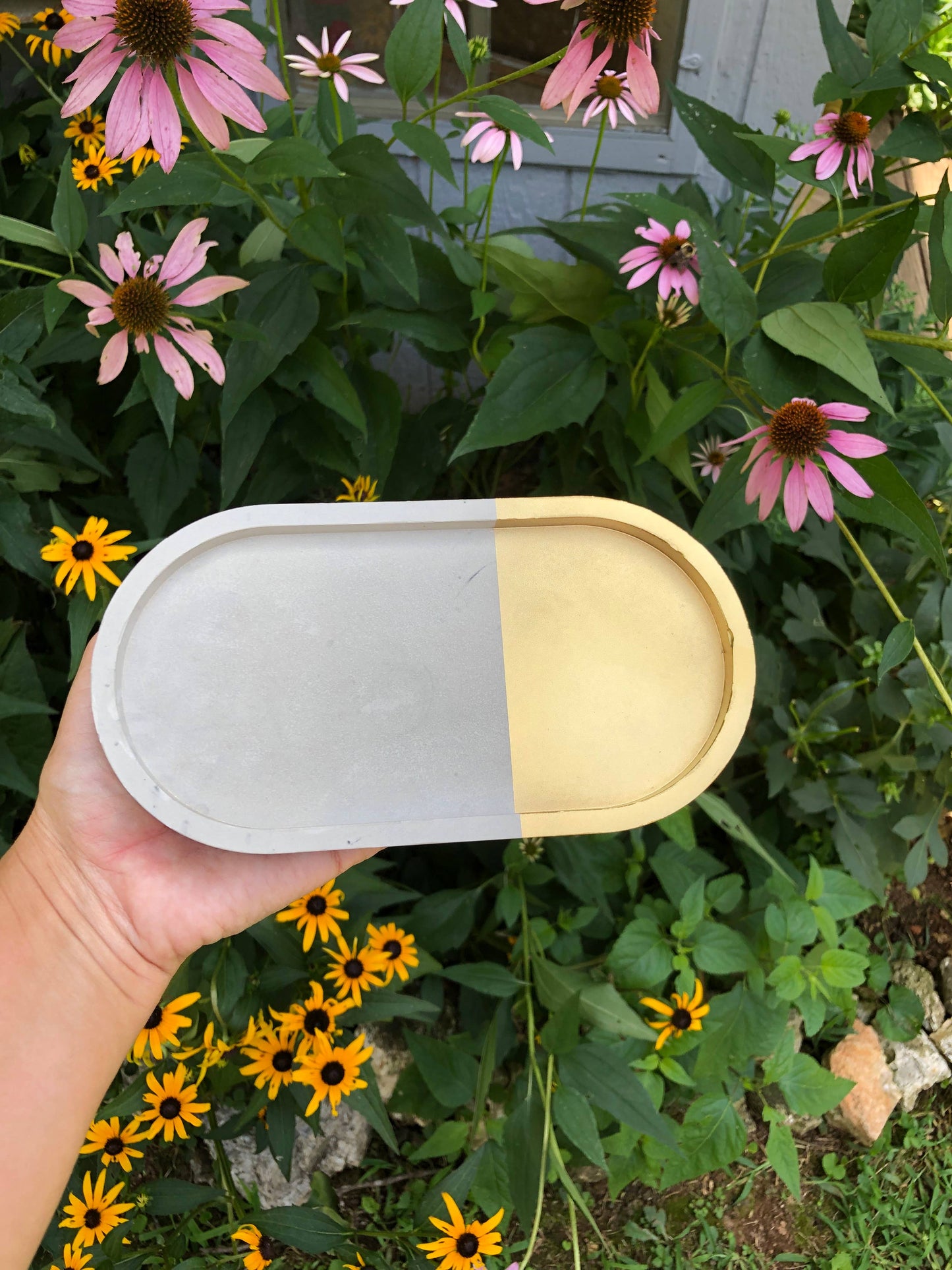 Concrete Accessory Tray - Gold Metallic