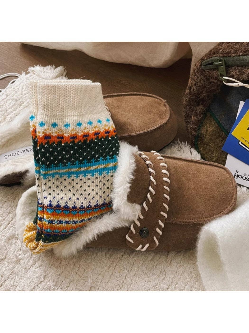 Retro Checkered Knit Crew Socks: Brown