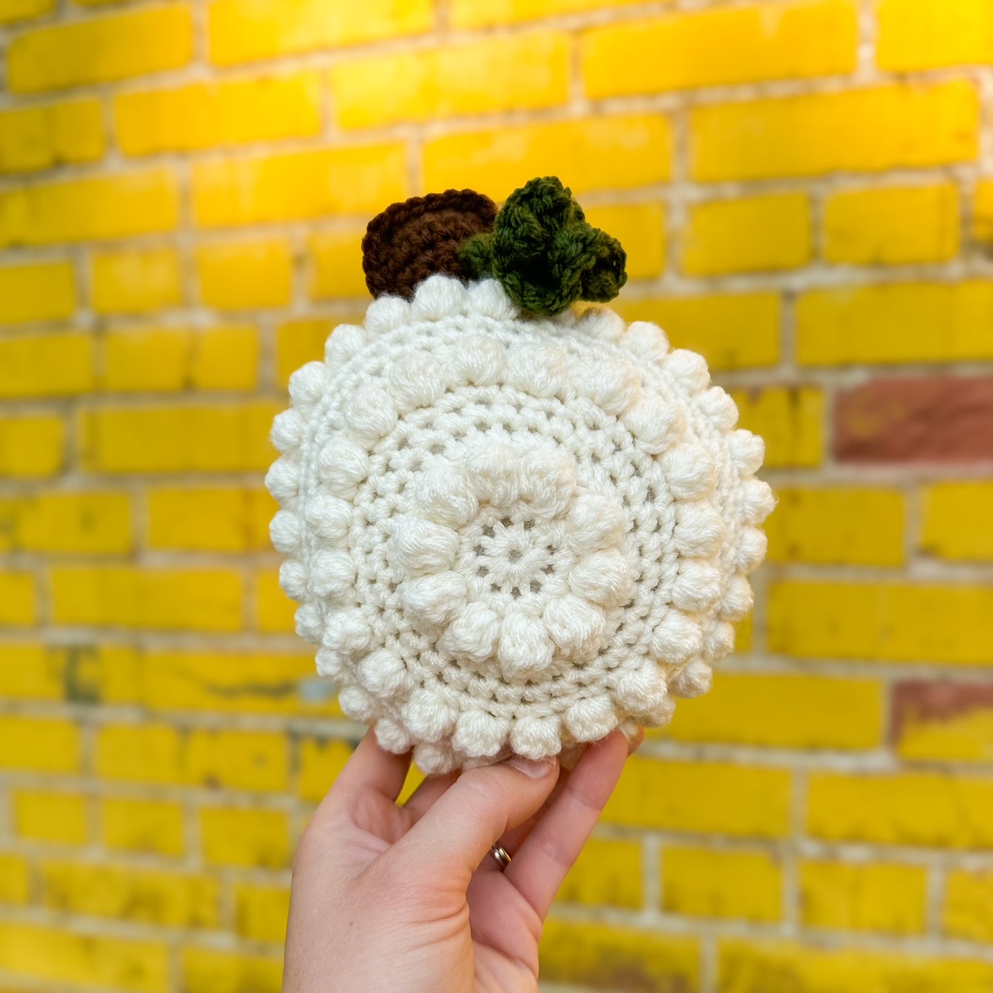 Bobble Pumpkin - Ivory